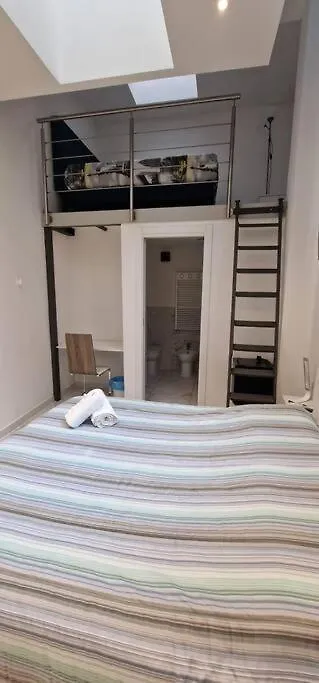 Residence Jolly ミラノ ゲストハウス